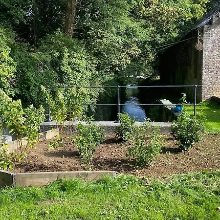 Des Usines De Moulins Feriehus *