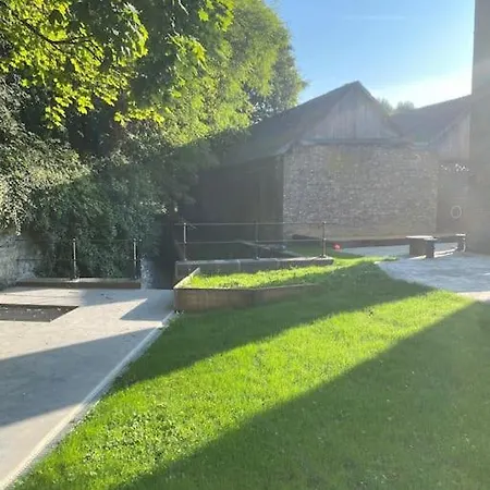 Des Usines De Moulins Feriehus *