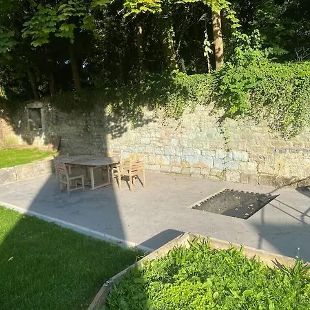 Des Usines De Moulins Holiday home *